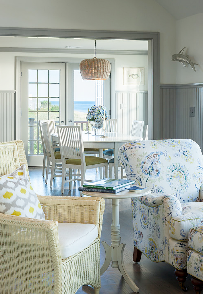 coastal style living and dining room