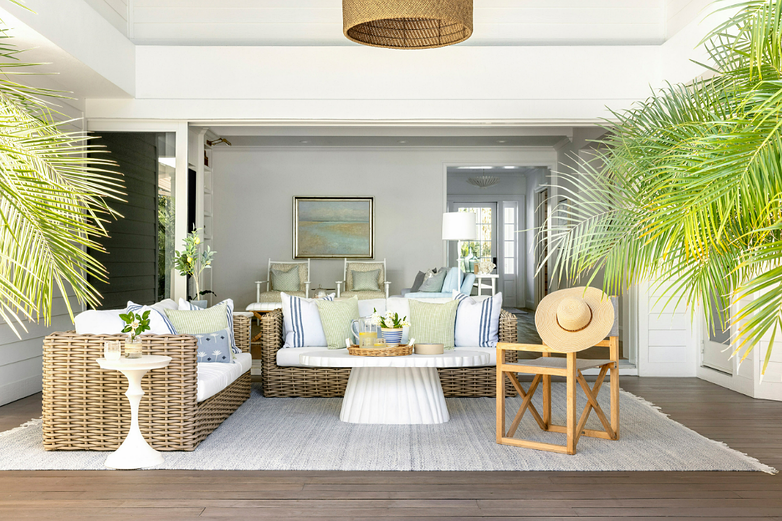 outdoor living space in Naples, Florida