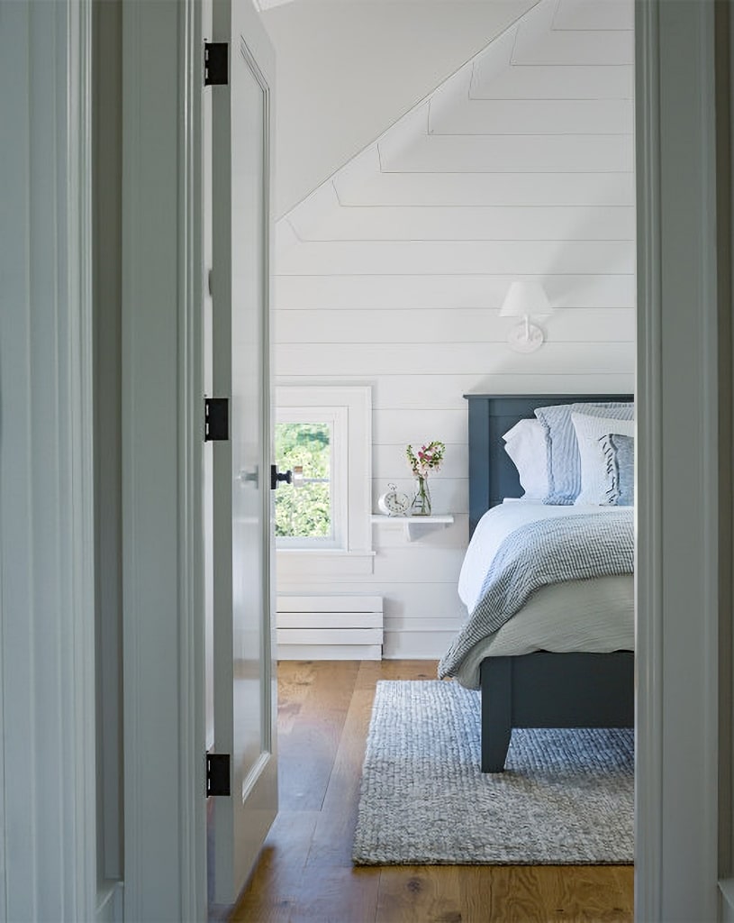 primary bedroom in happy guest cottage