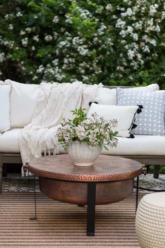 outdoor entertaining