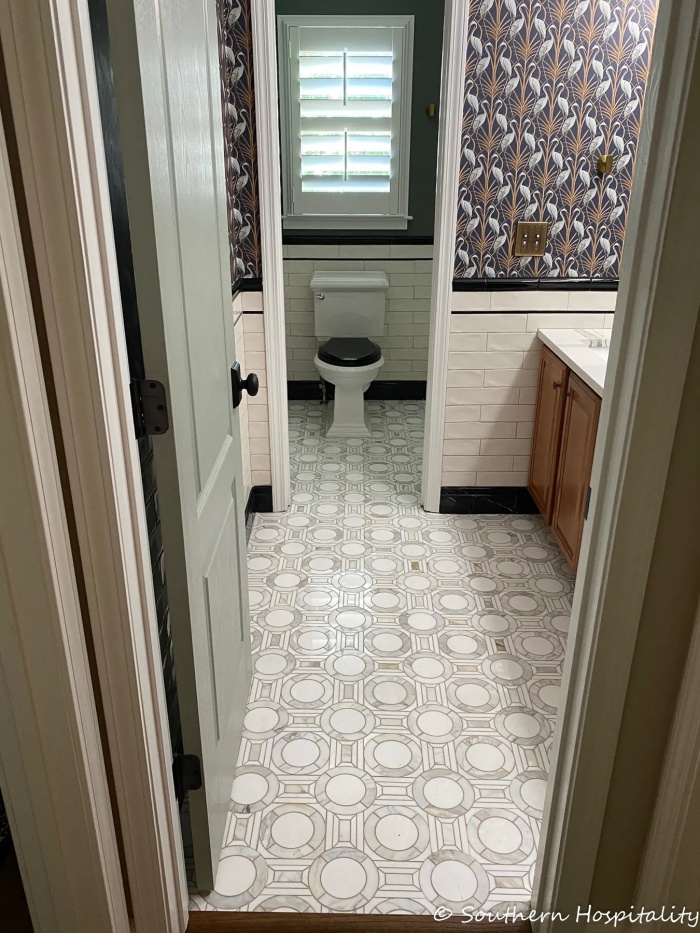 Art Deco bathroom