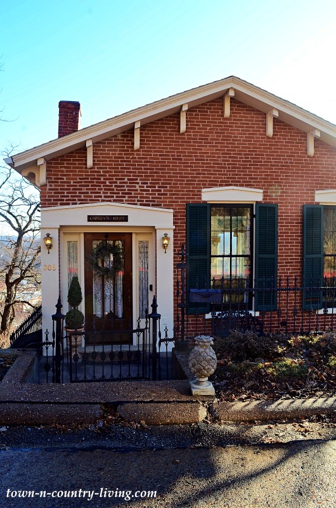 Historic brick cottage in Galena, Illinois