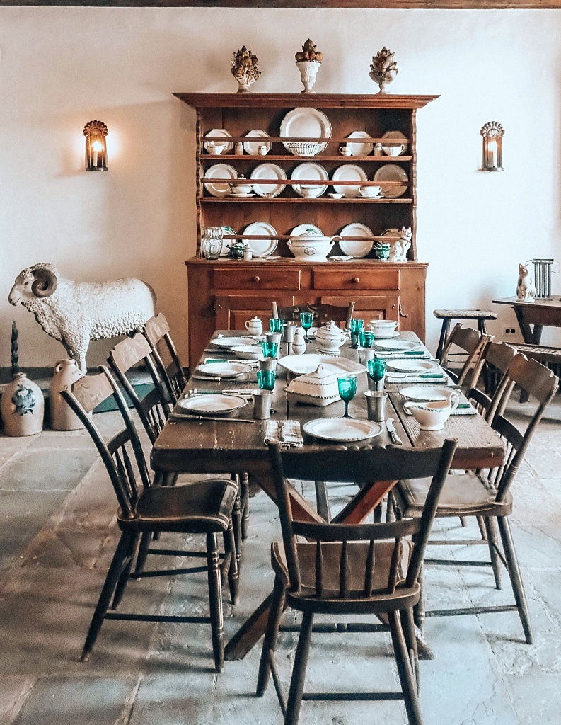 Welsh dresser in dining room