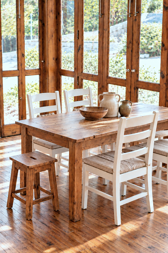 cabin porch dining room