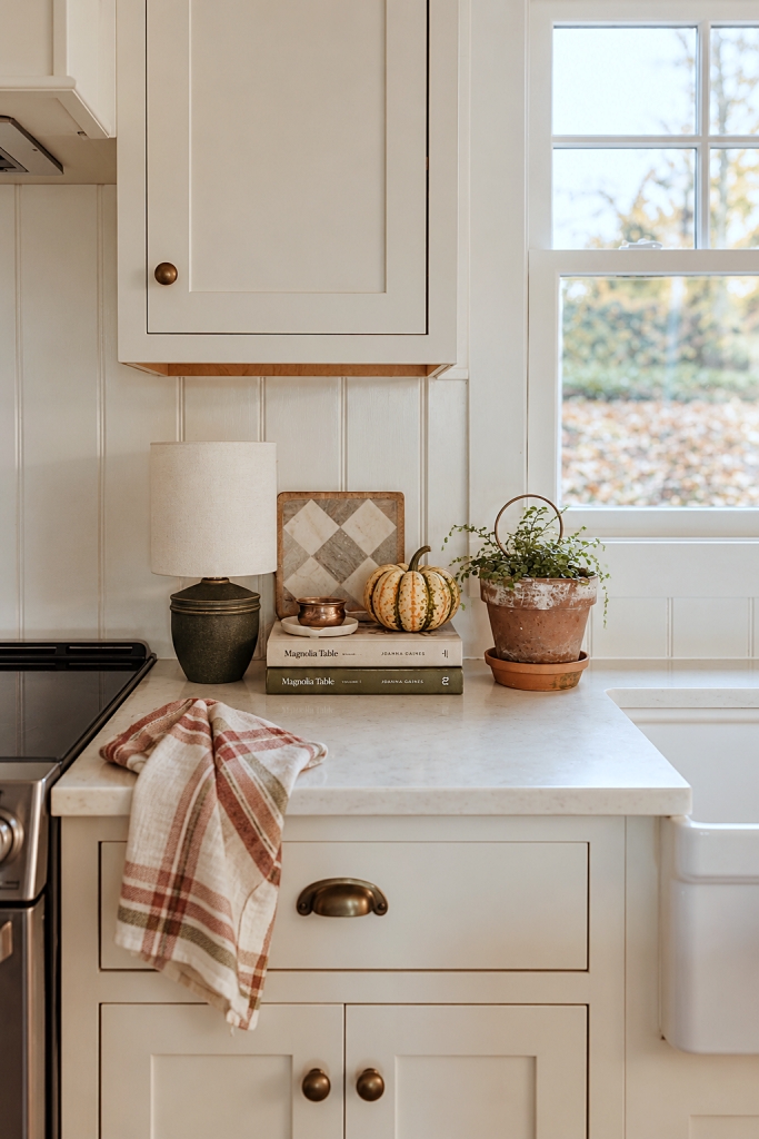 farmhouse kitchen with simple fall vignettes