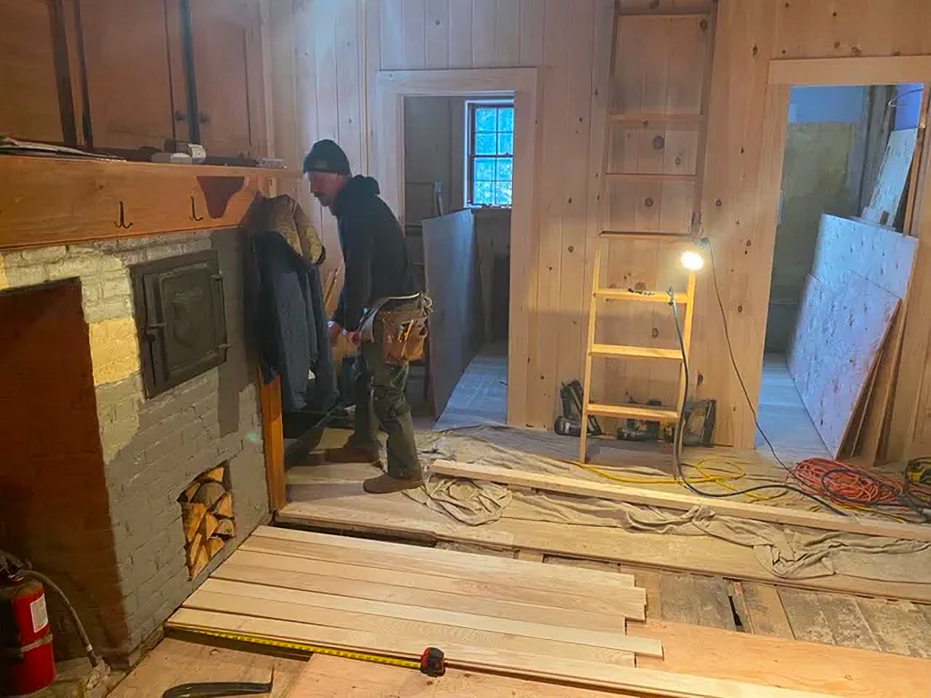 keeping room during renovation