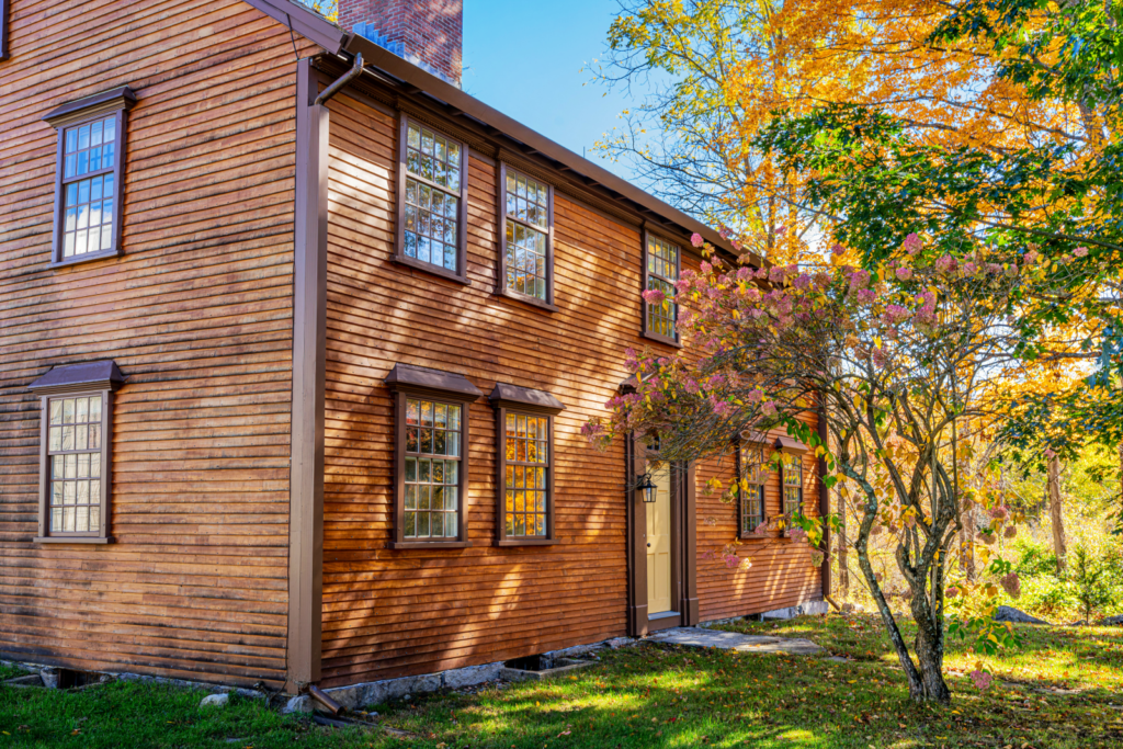old historic home in New England